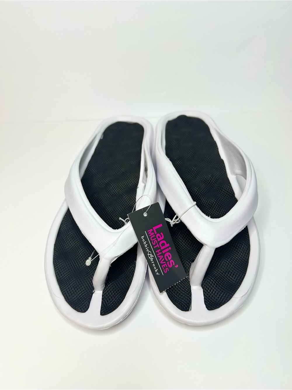 White and Black Women's Foam Flip Flop Sandals Size M (7-8) - Picture 1 of 4